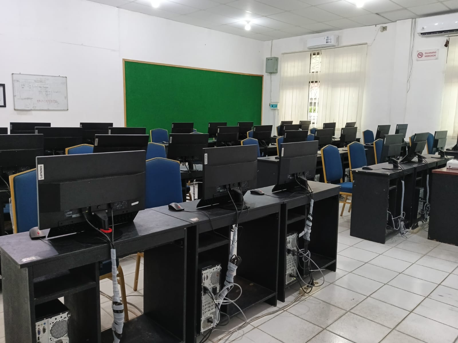 Laboratorium Komputer TI Polbeng